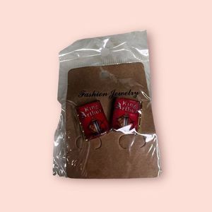 NWT King Arthur’s Sword Book earrings